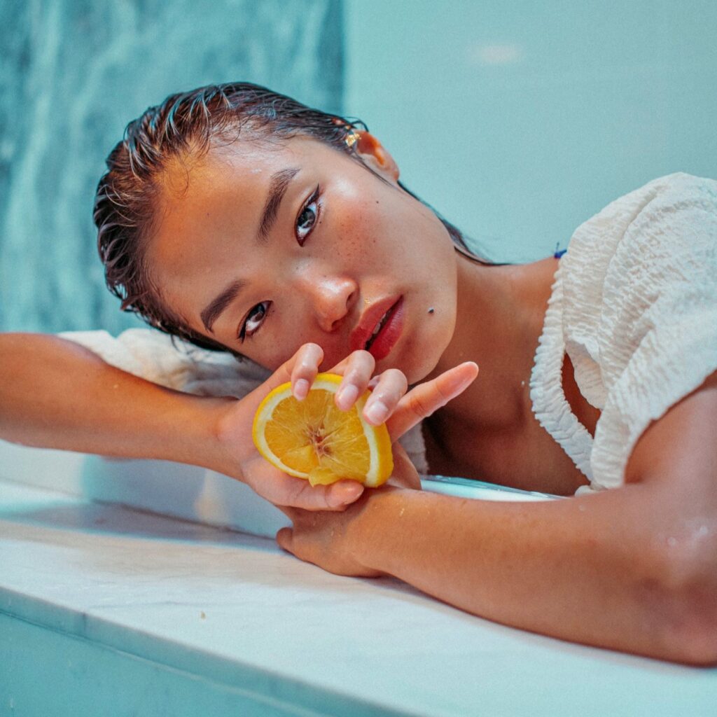 Kira Lynn Image 19 Cropped